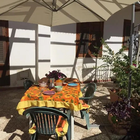 Only 50 Mt Far From The Beach B * San Vito Lo Capo